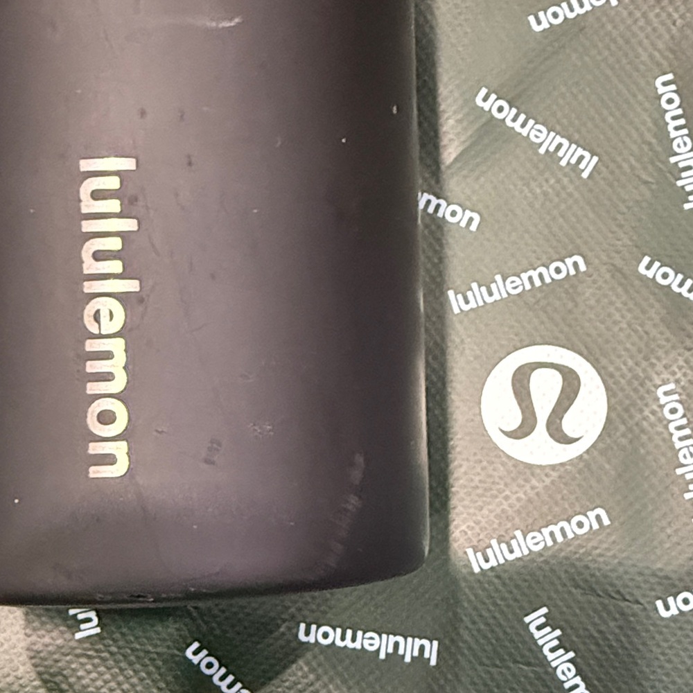 Lululemon Black 16 oz Take a Moment Water Bottle with Tote - Picture 2 of 16